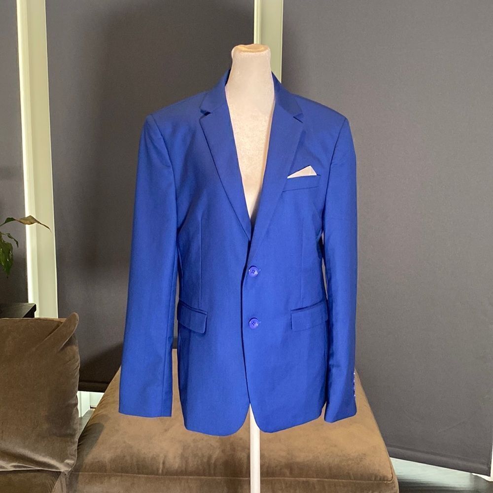 Men’s Mogu Blue Suit Jacket Blazer Two Button Notched Lapel Size 36 NWOT
